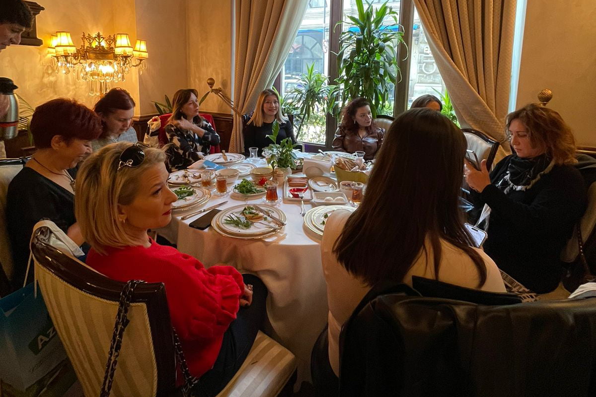 Бизнес-завтрак с Women’s Community Azerbaijan